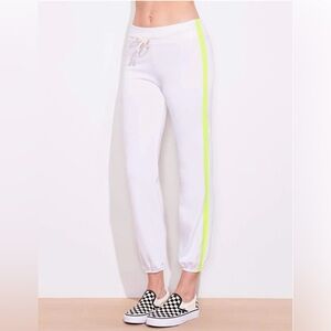 NWT - Sundry White Jogger Pants with Neon Yellow Stripe Size Medium (2)